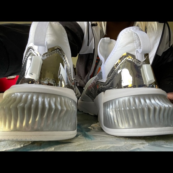 Puma Provoke XT Mid UNTMD sneakers Size 9 Women’s - Picture 3 of 5